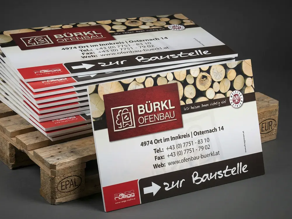 Beidseitig bedruckte Baustellenschilder mit 4c Plattendirektdruck auf 10mm Hartschaumplatten für Gewerbe, Handwerk und Bauprojekte.